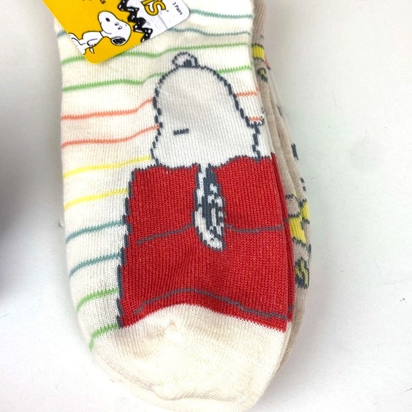 Snoopy Peanuts no show socks set of 3 Snoopy and Woodstock designs NEW - Picture 5 of 12